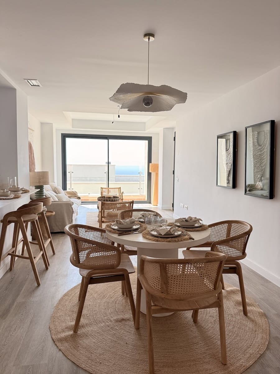 2 soveværelse Lejlighed til salg i Caleta de Fuste med swimmingpool garage - € 275.000 (Ref: 9879927)