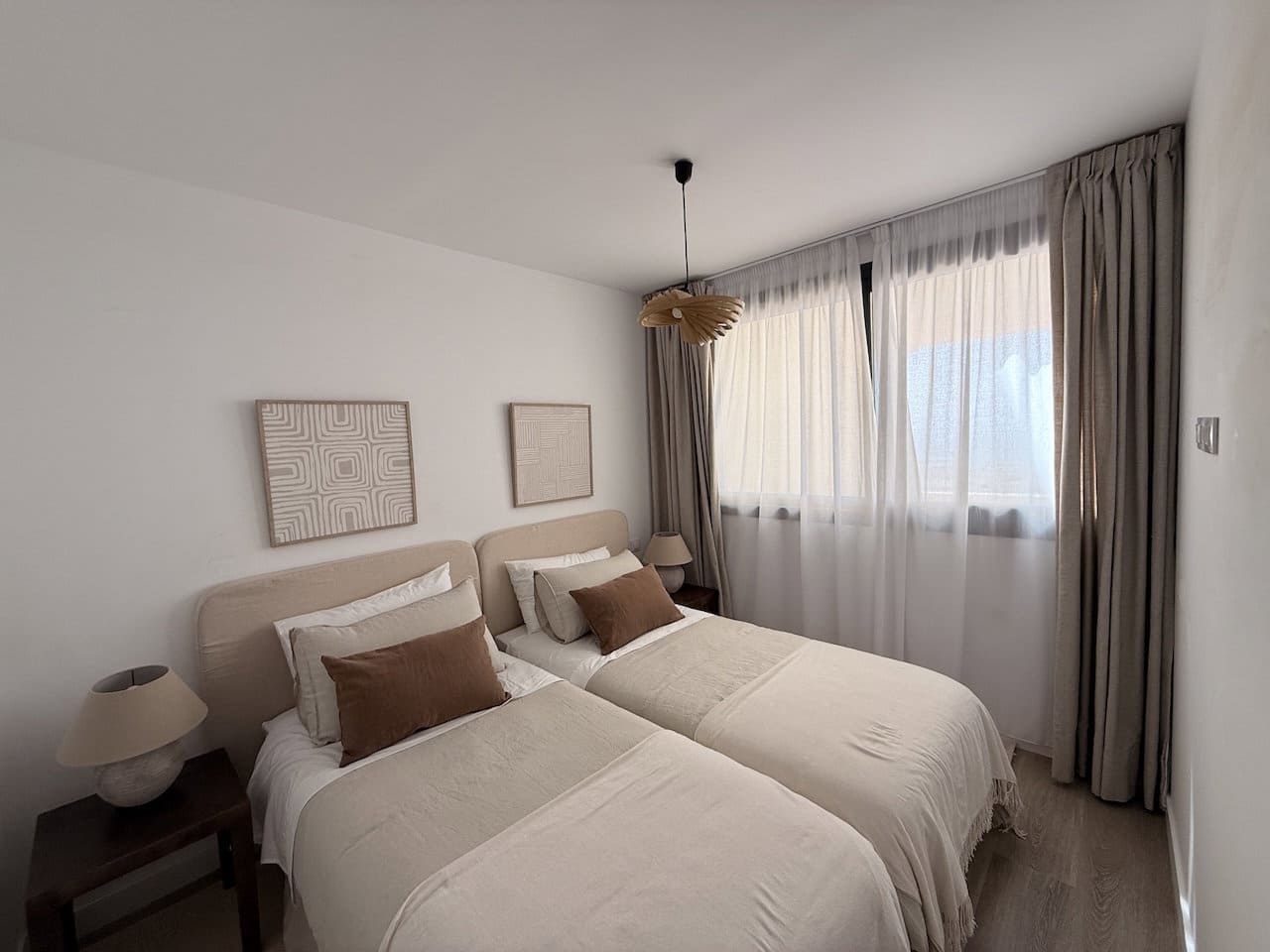 3 sypialnia Apartament na sprzedaż w Caleta de Fuste z basenem garażem - 290 000 € (Ref: 9879928)