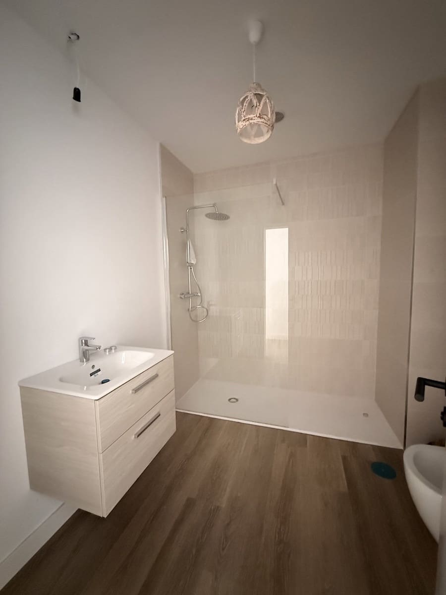 3 sypialnia Apartament na sprzedaż w Caleta de Fuste z basenem garażem - 290 000 € (Ref: 9879928)