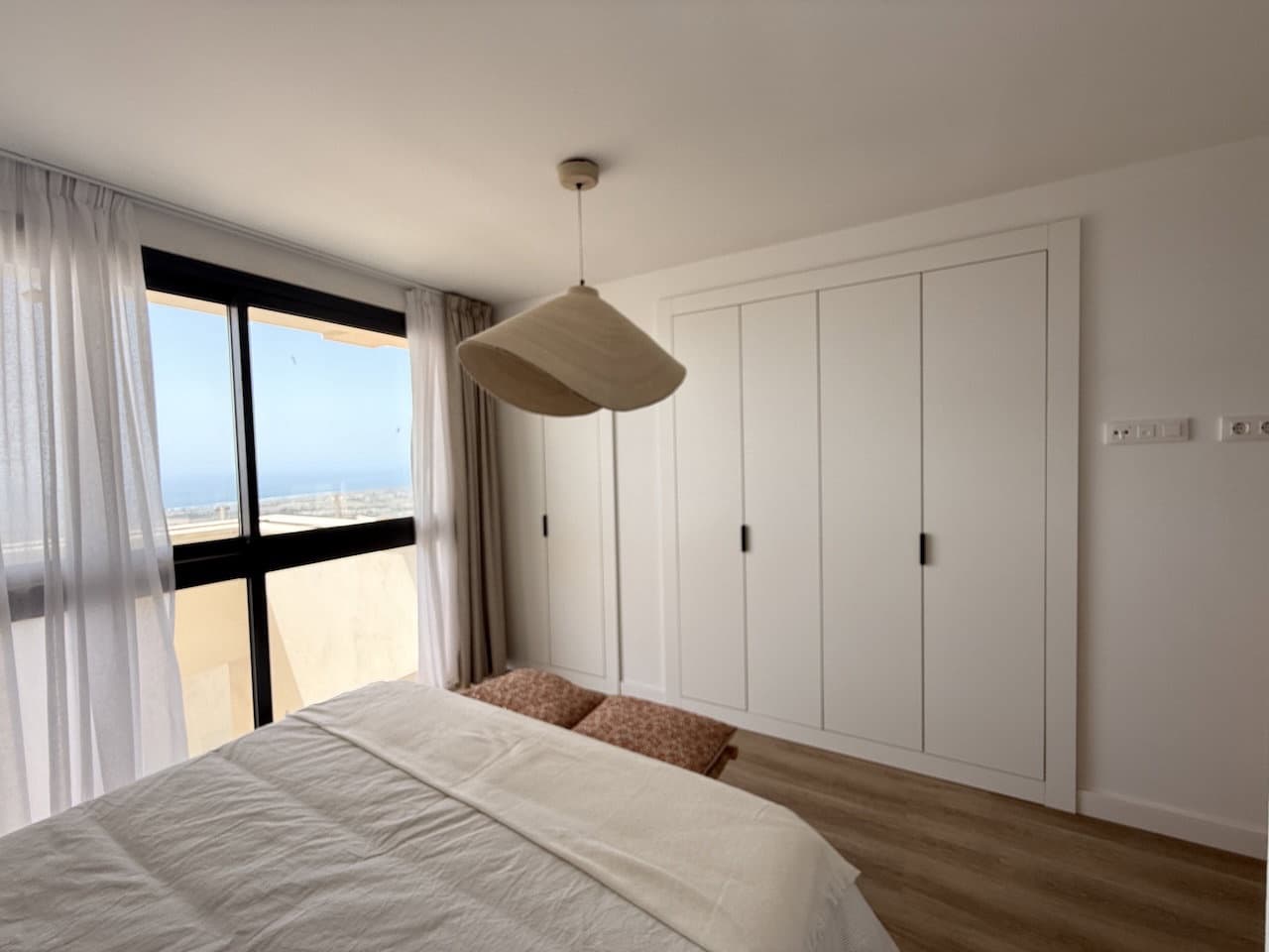3 sypialnia Apartament na sprzedaż w Caleta de Fuste z basenem garażem - 290 000 € (Ref: 9879928)
