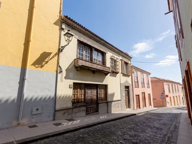 8 bedroom Villa for sale in La Orotava - € 1,450,000 (Ref: 9950790)