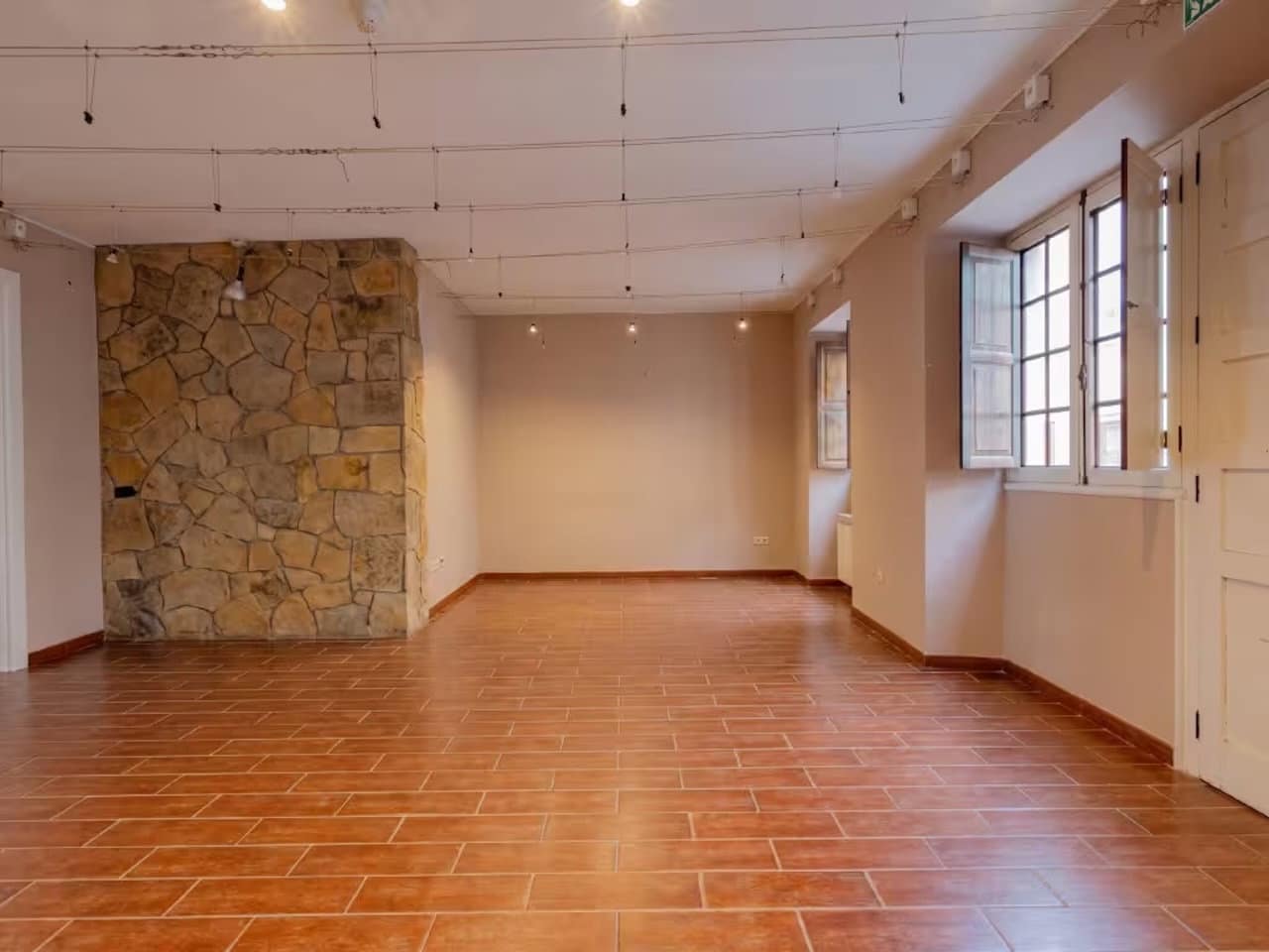 8 bedroom Villa for sale in La Orotava - € 1,450,000 (Ref: 9950790)