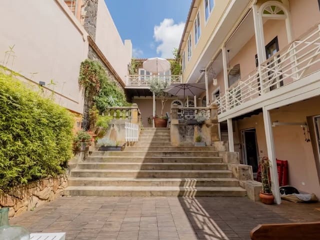 8 bedroom Villa for sale in La Orotava - € 1,450,000 (Ref: 9950790)