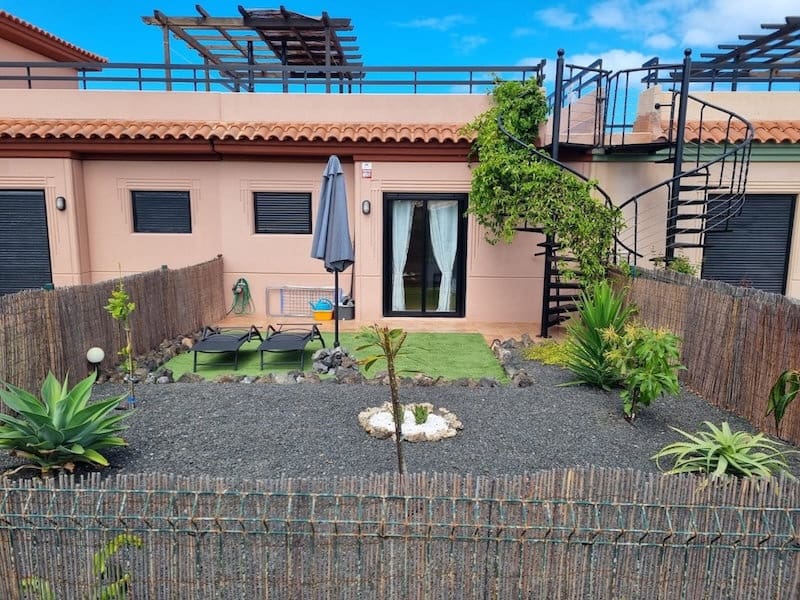 1 soverom Bungalow til salgs i Lajares med svømmebasseng garasje - € 199 000 (Ref: 9989406)