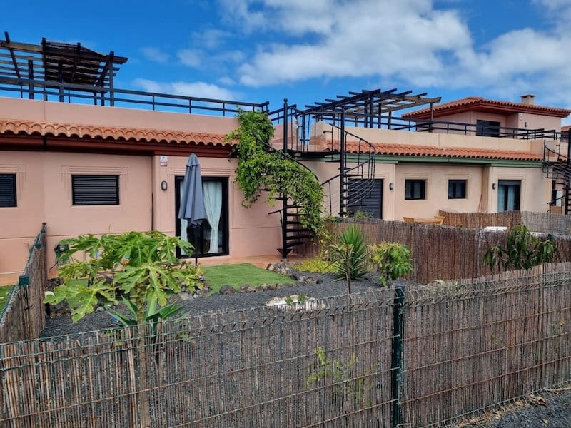 1 soverom Bungalow til salgs i Lajares med svømmebasseng garasje - € 199 000 (Ref: 9989406)