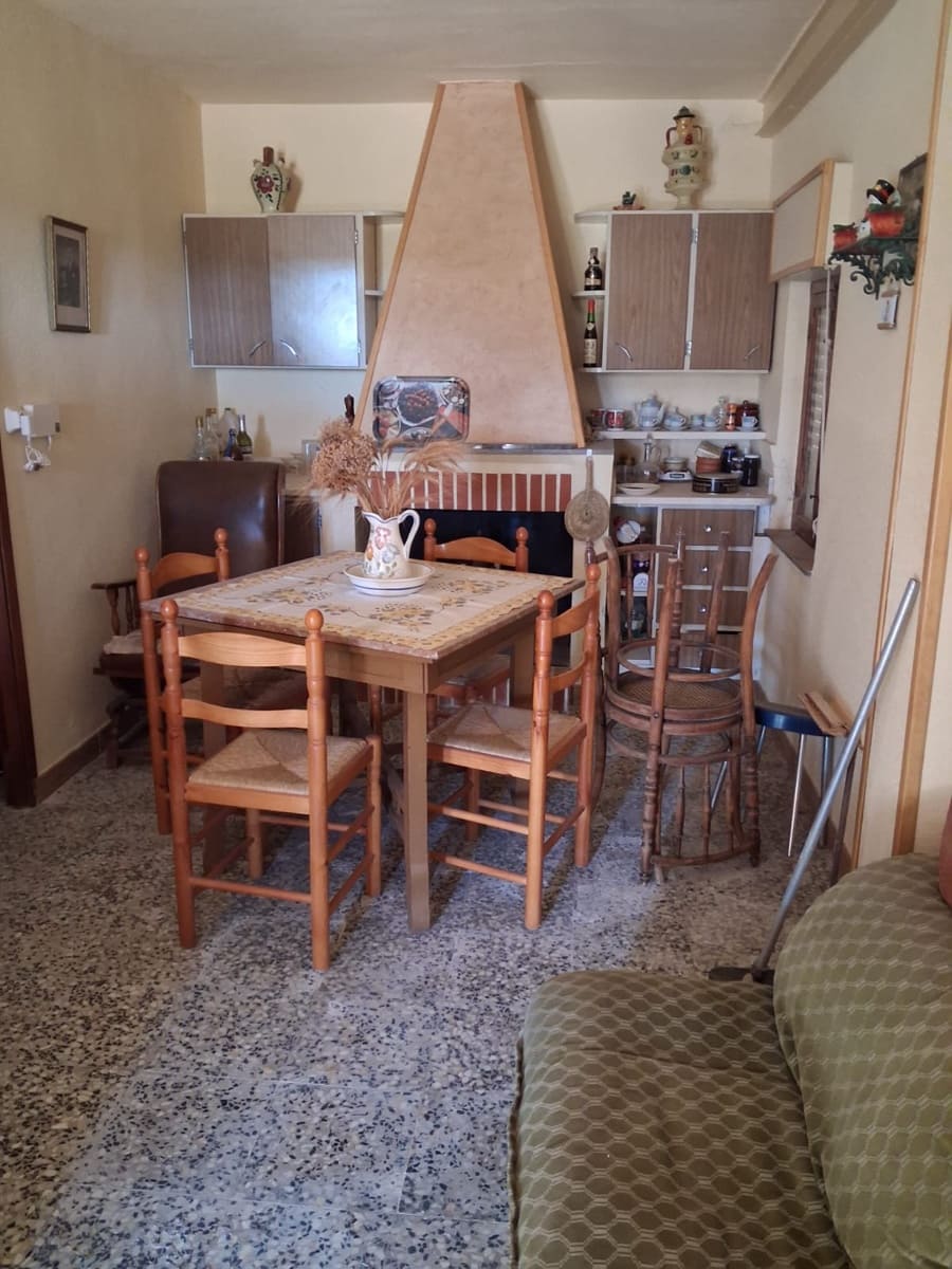 2 slaapkamer Finca/Landhuis te koop in La Romana - € 115.000 (Ref: 10034463)