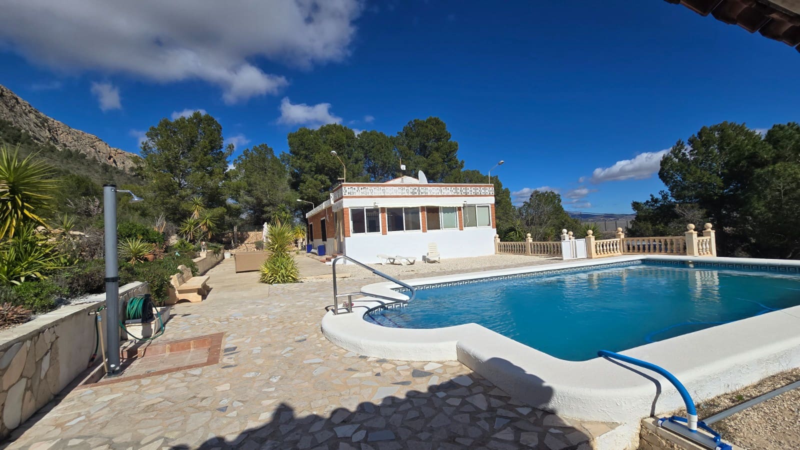 4 bedroom Finca/Country House for sale in Sax with pool garage - € 260,000 (Ref: 10048498)