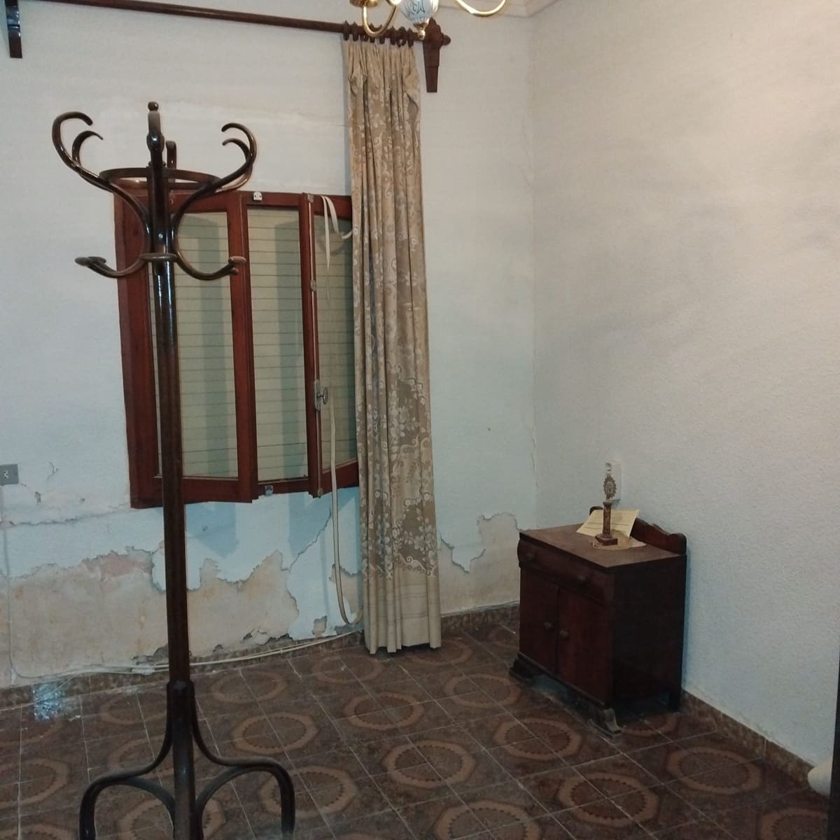5 soverom Grottehus til salgs i Hondon de las Nieves med garasje - € 170 000 (Ref: 10073322)