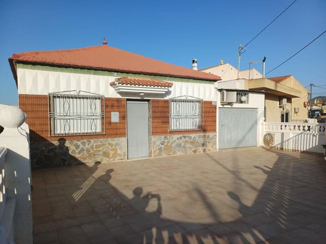 4 bedroom Villa for sale in La Matanza, Orihuela with garage - € 163,000 (Ref: 10093662)