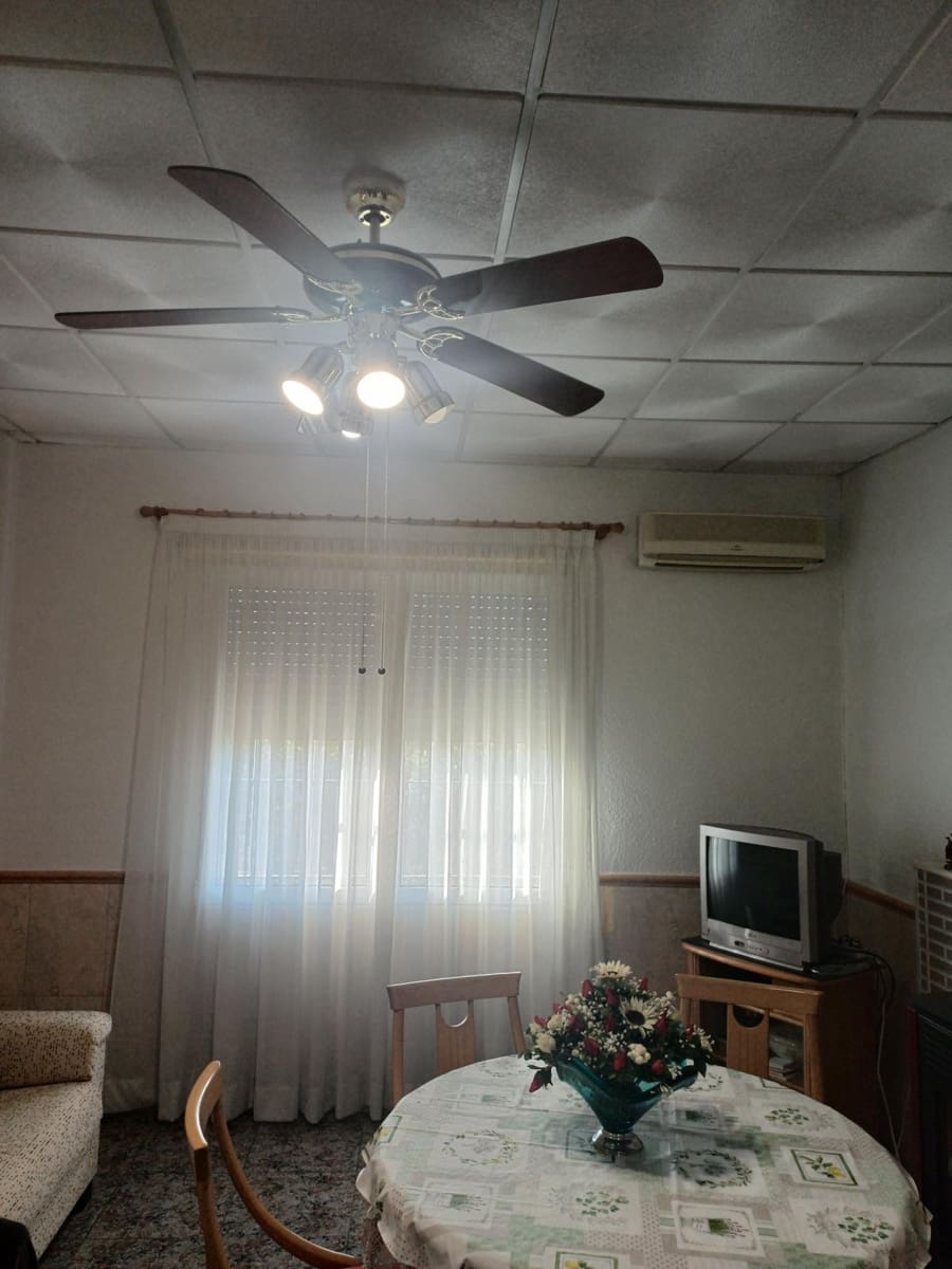 4 bedroom Villa for sale in La Matanza with garage - € 163,000 (Ref: 10093662)