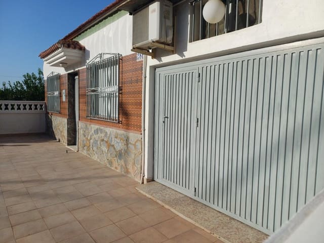 4 bedroom Villa for sale in La Matanza, Orihuela with garage - € 163,000 (Ref: 10093662)