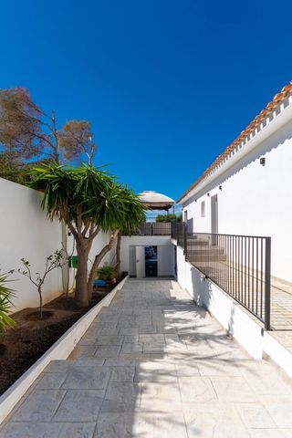 4 sovrum Villa till salu i Torrevieja med pool garage - 949 999 € (Ref: 10099154)