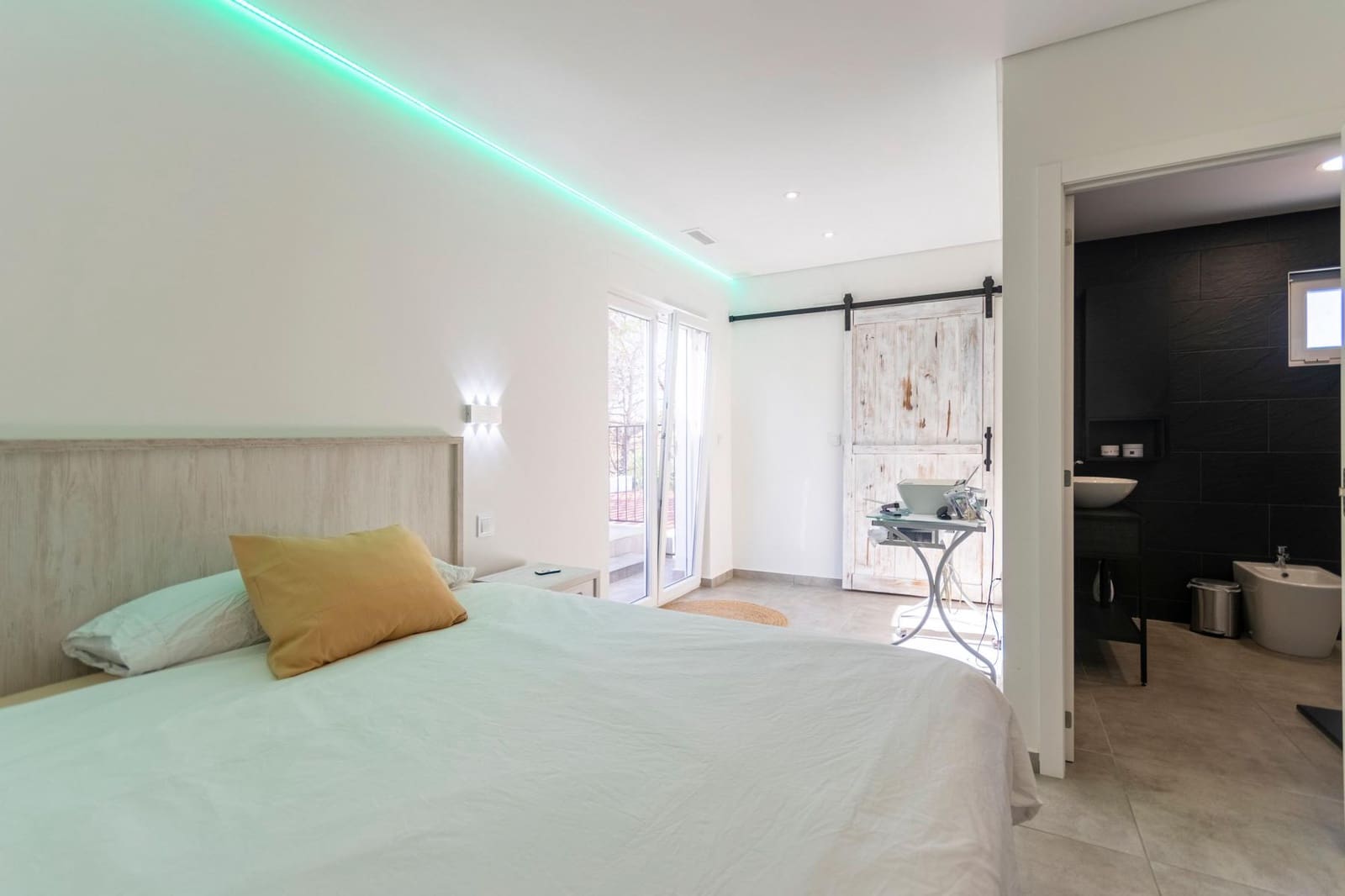 4 sovrum Villa till salu i Torrevieja med pool garage - 949 999 € (Ref: 10099154)