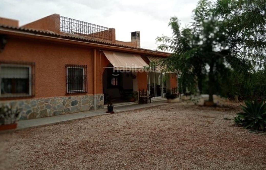 6 soveværelse Finca/Landehus til salg i Elche / Elx med garage - € 365.000 (Ref: 10136519)