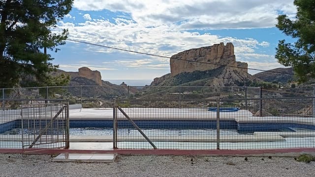 3 soveværelse Finca/Landehus til salg i Crevillente / Crevillent med swimmingpool - € 249.000 (Ref: 10183635)