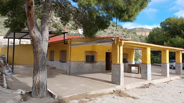 3 soveværelse Finca/Landehus til salg i Crevillente / Crevillent med swimmingpool - € 249.000 (Ref: 10183635)