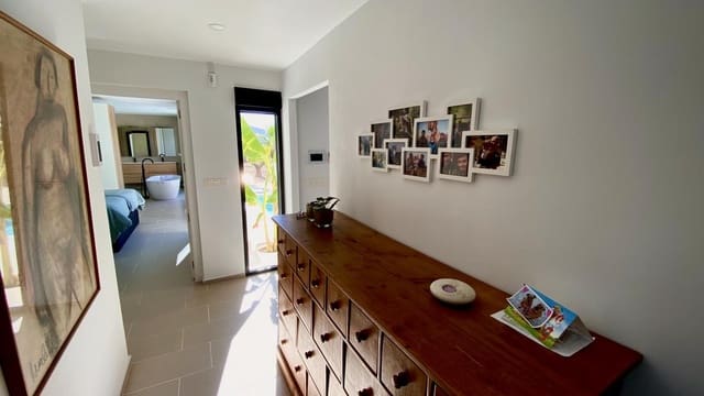 3 makuuhuone Huvila myytävänä paikassa Hondón de las Nieves mukana uima-altaan - 375 670 € (Ref: 5044660)