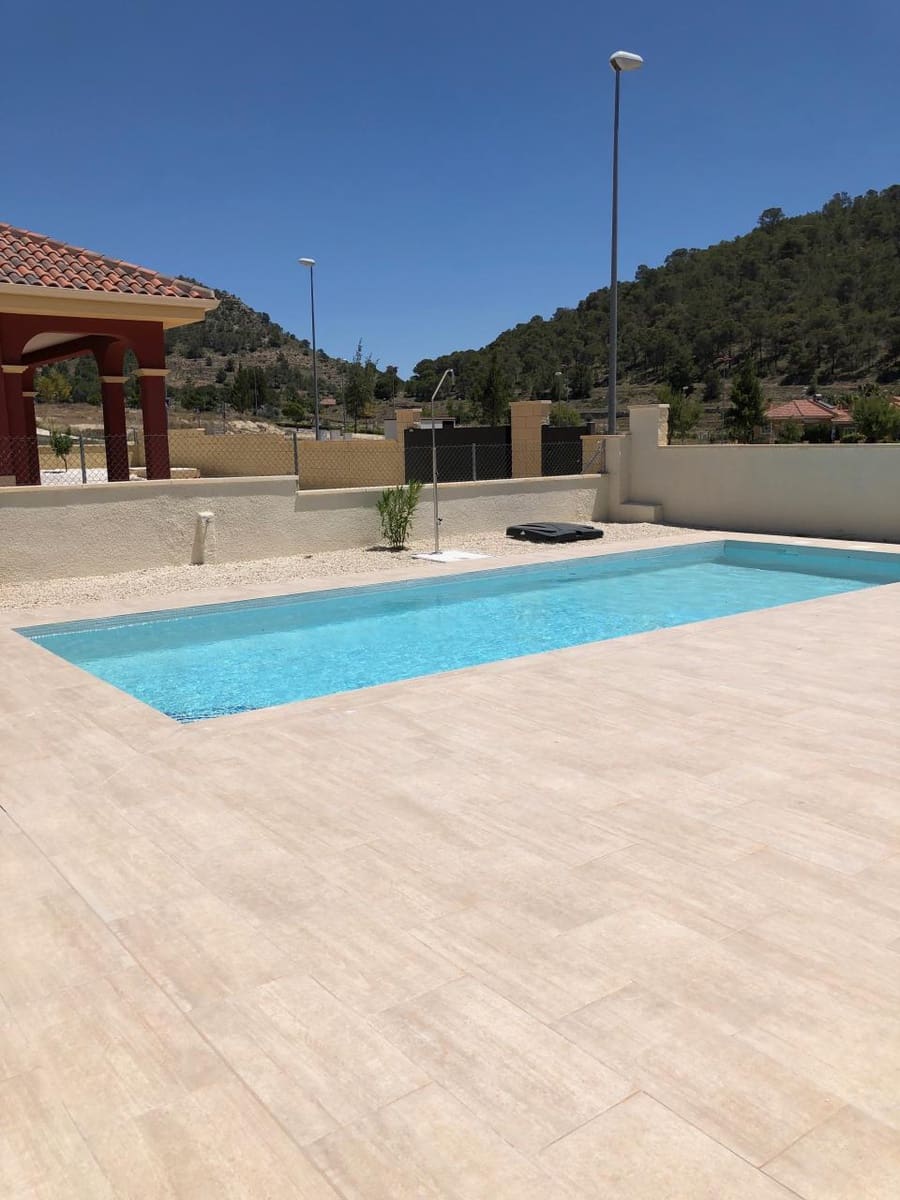 3 soveværelse Villa til salg i La Romana med swimmingpool - € 320.000 (Ref: 5498238)