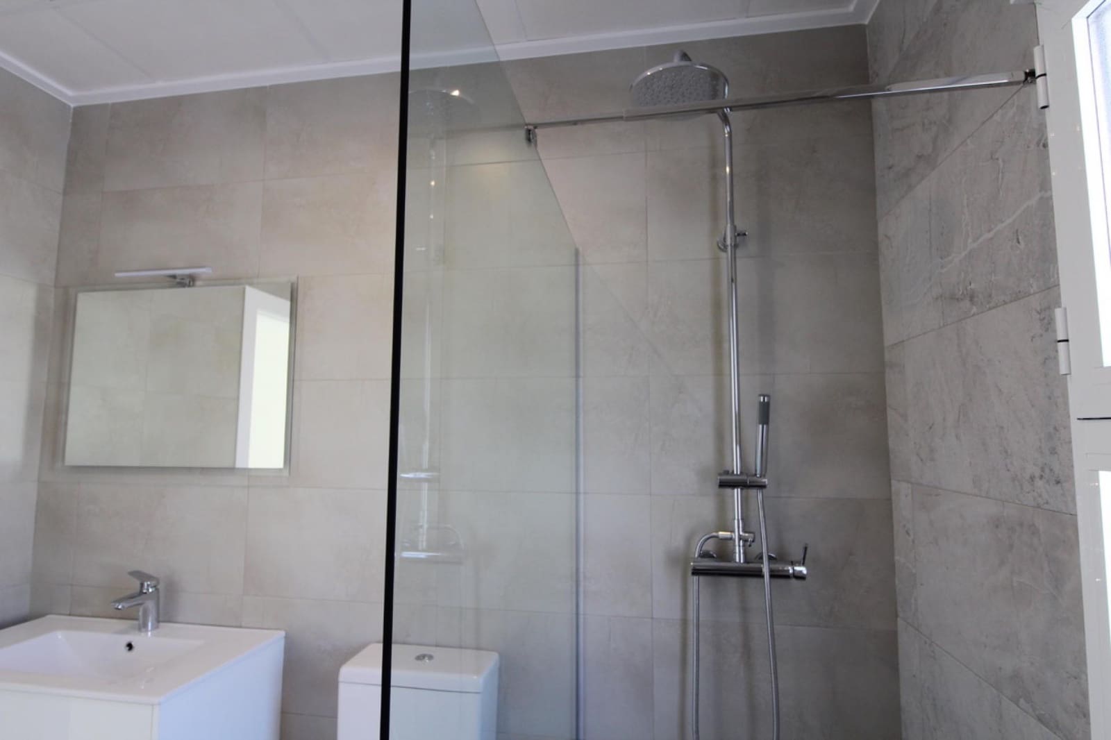 3 soveværelse Villa til salg i Pinoso med swimmingpool - € 355.000 (Ref: 5502567)