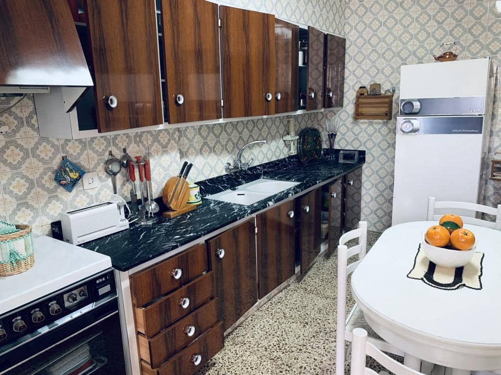 4 slaapkamer Appartement te koop in La Romana - € 79.000 (Ref: 6797489)