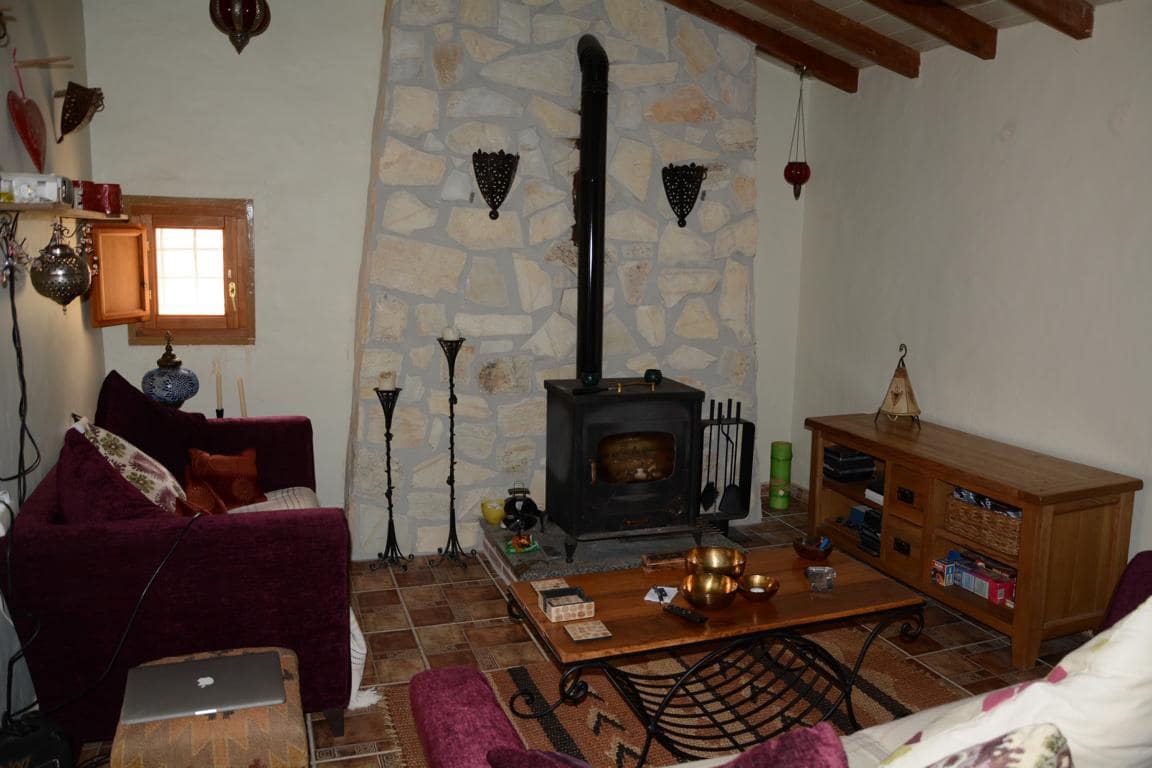 6 soverom Kjedet enebolig til salgs i Monovar / Monover med svømmebasseng garasje - € 325 000 (Ref: 7131126)