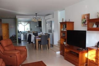 4 slaapkamer Villa te koop in Fortuna met zwembad - € 340.000 (Ref: 7318575)