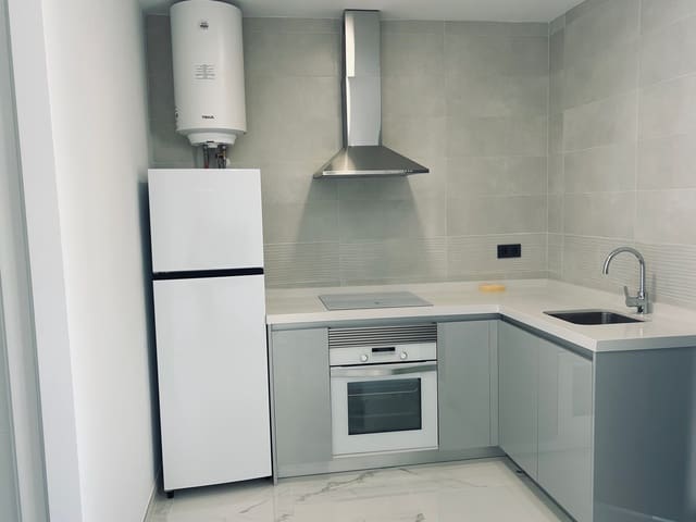 3 chambre Villa/Maison à vendre à Pinoso avec piscine - 359 000 € (Ref: 7533379)