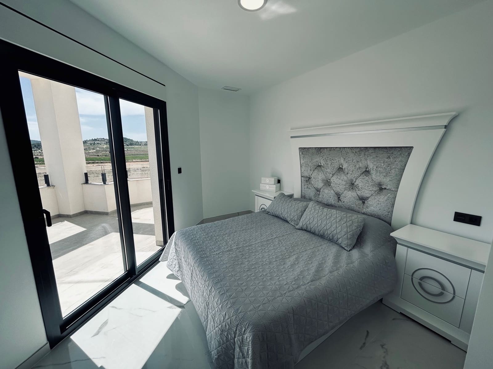 3 bedroom Villa for sale in Pinoso with pool - € 359,000 (Ref: 7533379)