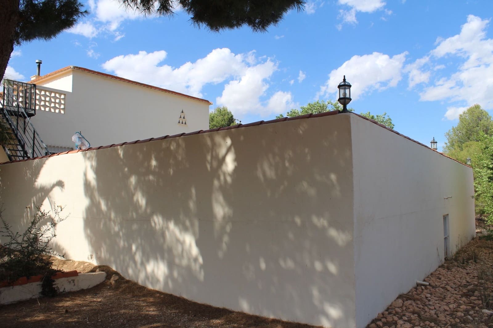 4 bedroom Finca/Country House for sale in Yecla with pool garage €