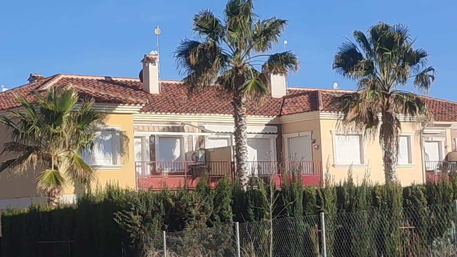 2 slaapkamer Appartement te koop in Pinoso met zwembad garage - € 99.995 (Ref: 7692239)