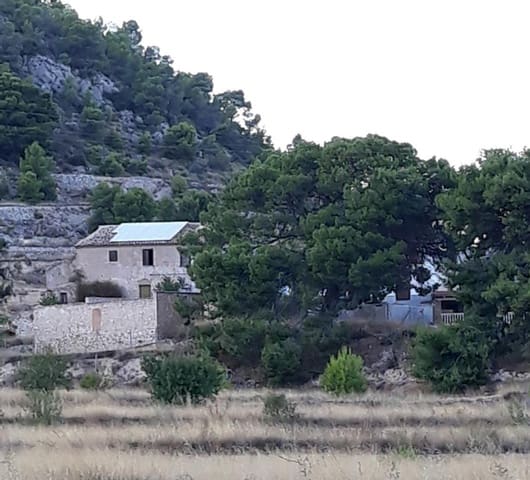 5 bedroom Finca/Country House for sale in La Romana - € 110,000 (Ref: 7697062)