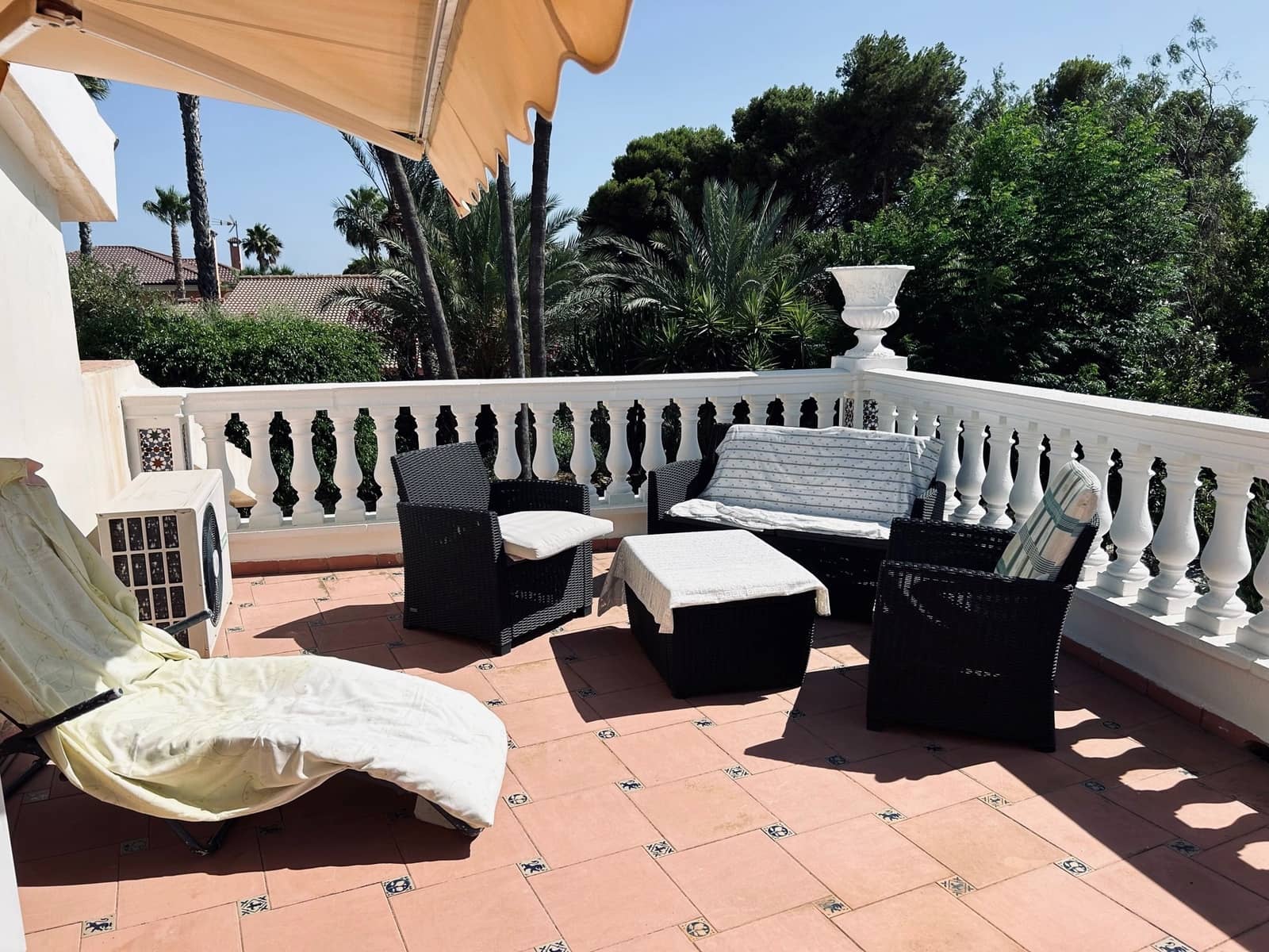 5 slaapkamer Villa te koop in Elche / Elx met zwembad garage - € 549.000 (Ref: 7731662)