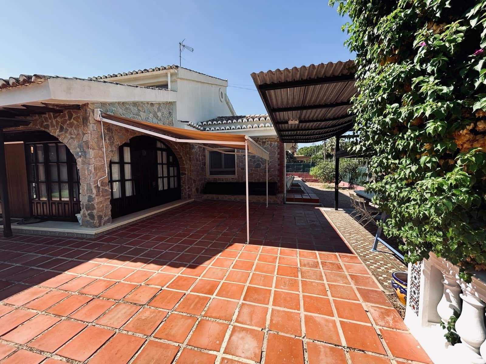 5 slaapkamer Villa te koop in Elche / Elx met zwembad garage - € 549.000 (Ref: 7731662)