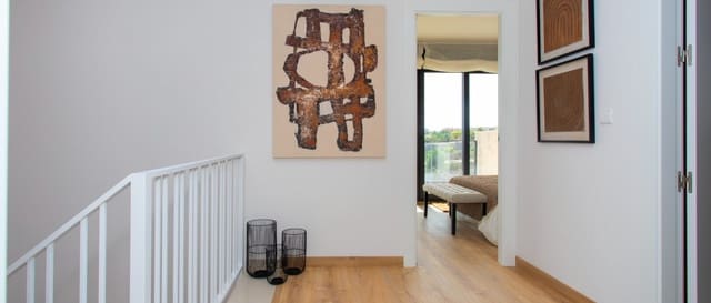 3 makuuhuone Rivitalo myytävänä paikassa Monforte del Cid mukana uima-altaan 
autotalli - 315 000 € (Ref: 8171716)