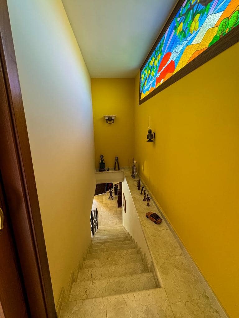 5 bedroom Villa for sale in Orihuela with pool garage - € 850,000 (Ref: 8230064)