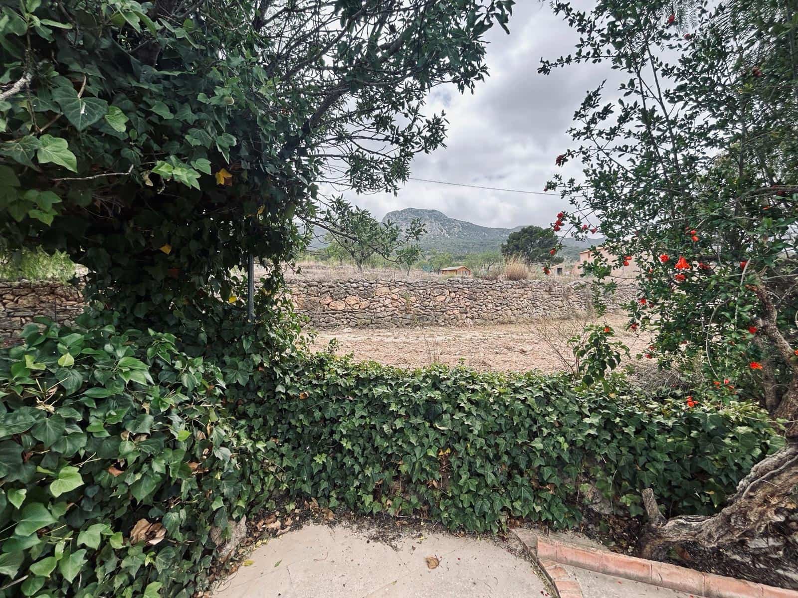 4 soverom Finca/Herregård til salgs i La Romana med svømmebasseng garasje - € 199 000 (Ref: 8335649)