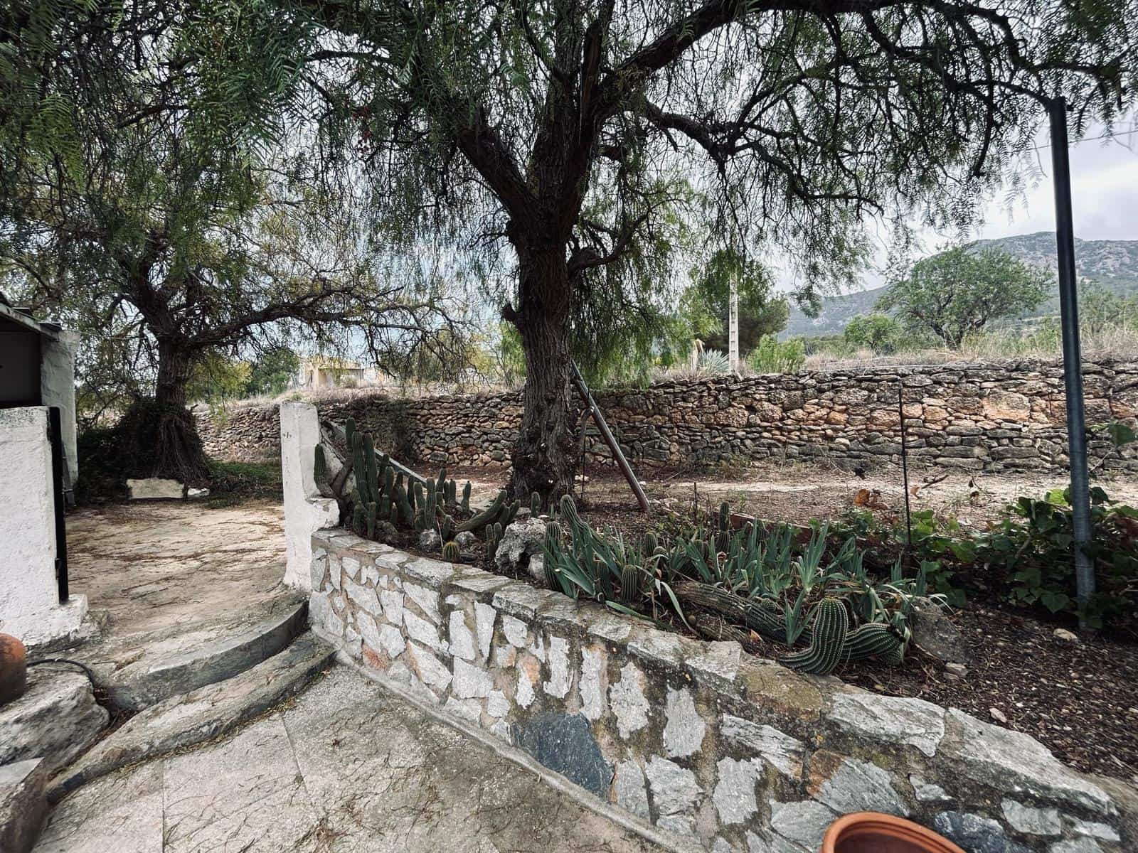 4 soverom Finca/Herregård til salgs i La Romana med svømmebasseng garasje - € 199 000 (Ref: 8335649)