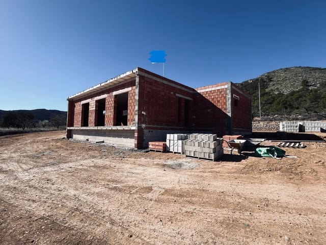 3 soverom Villa til salgs i La Canalosa, Hondón de las Nieves med svømmebasseng garasje - € 339 000 (Ref: 8344034)