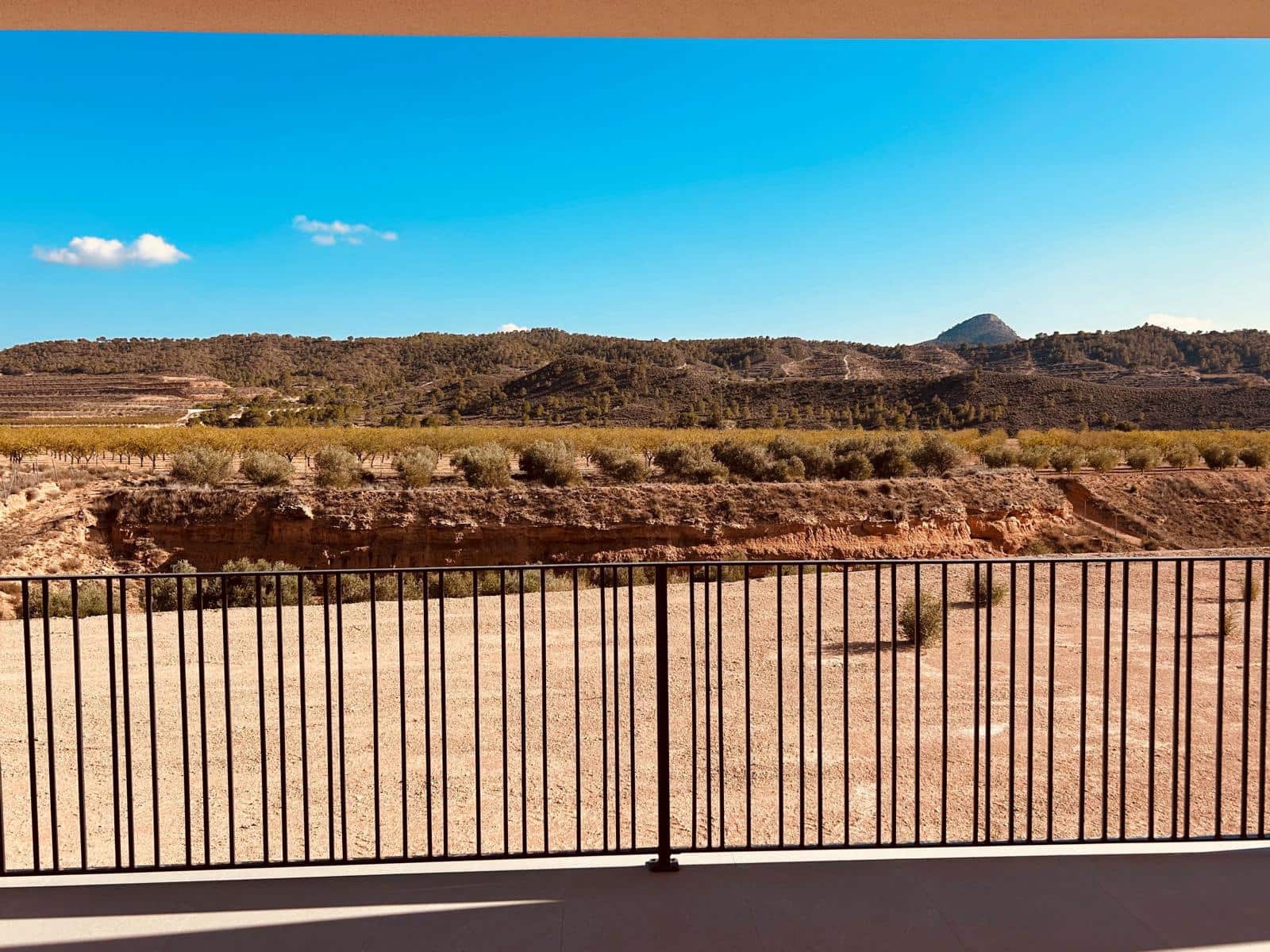 3 slaapkamer Villa te koop in Macisvenda met garage - € 449.999 (Ref: 8372158)