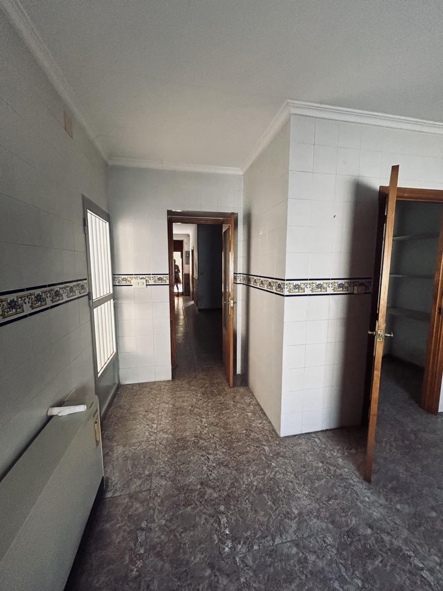 5 soveværelse Rækkehus til salg i L'Alguena / Alguenya med garage - € 149.950 (Ref: 8465906)