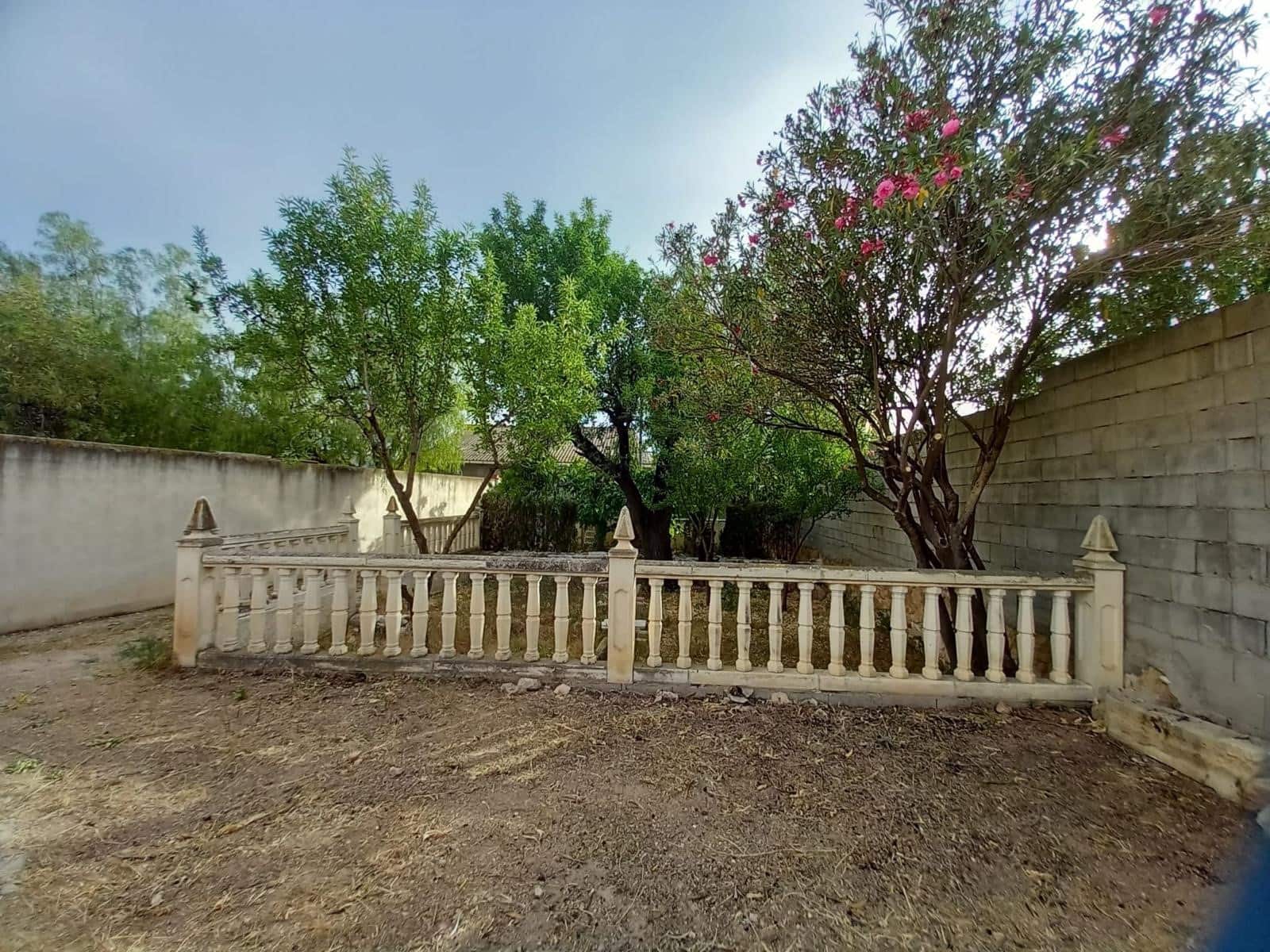 5 soveværelse Rækkehus til salg i L'Alguena / Alguenya med garage - € 149.950 (Ref: 8465906)