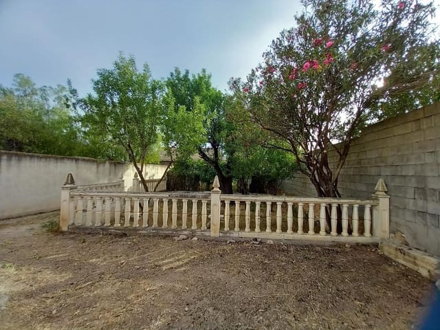 5 slaapkamer Rijtjeshuis te koop in L'Algueña / Alguenya met garage - € 149.950 (Ref: 8465906)