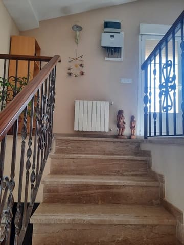 5 camera da letto Villa in vendita in Monóvar / Monóver con piscina garage - 375.000 € (Rif: 8550271)