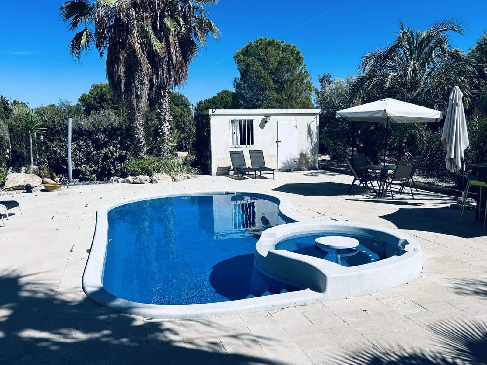 5 slaapkamer Villa te koop in Monovar / Monover met zwembad garage - € 375.000 (Ref: 8550271)