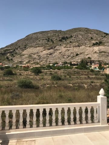 3 sypialnia Finka/Dom wiejski na sprzedaż w Fortuna z basenem garażem - 230 000 € (Ref: 8562457)