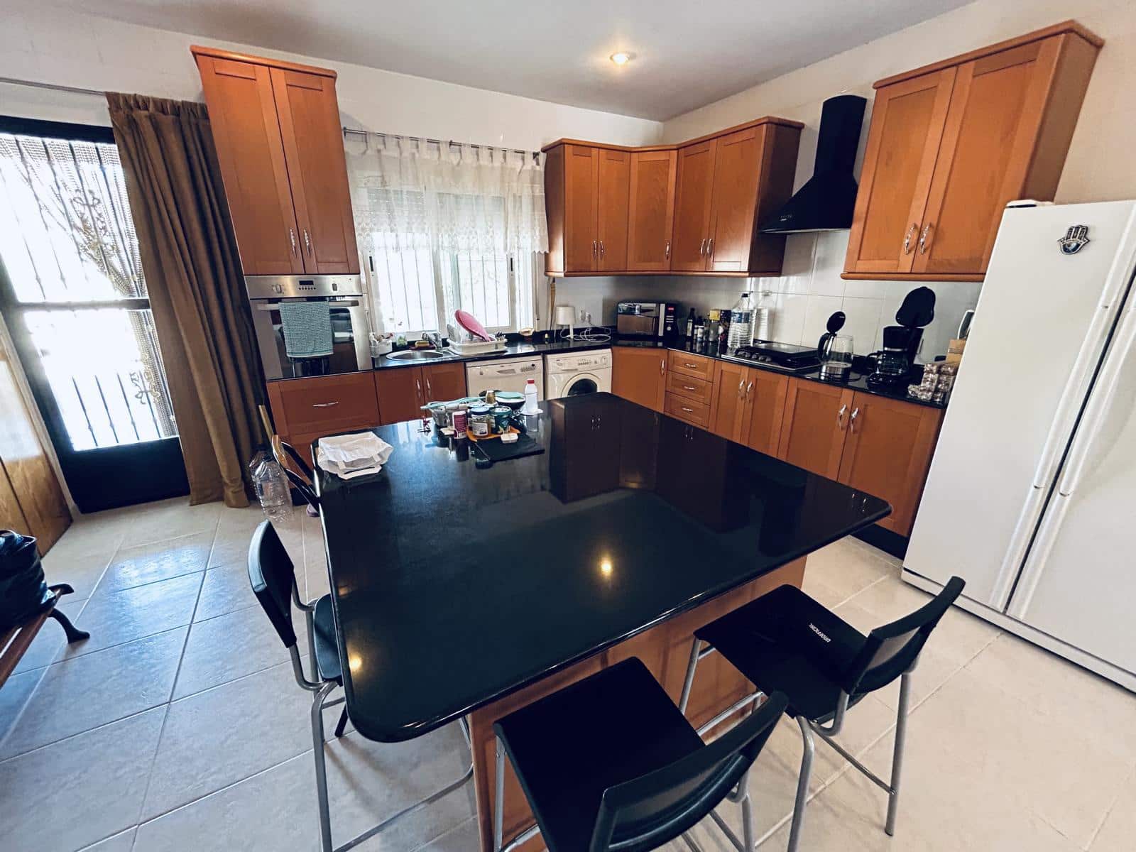 3 sypialnia Finka/Dom wiejski na sprzedaż w Fortuna z basenem garażem - 230 000 € (Ref: 8562457)