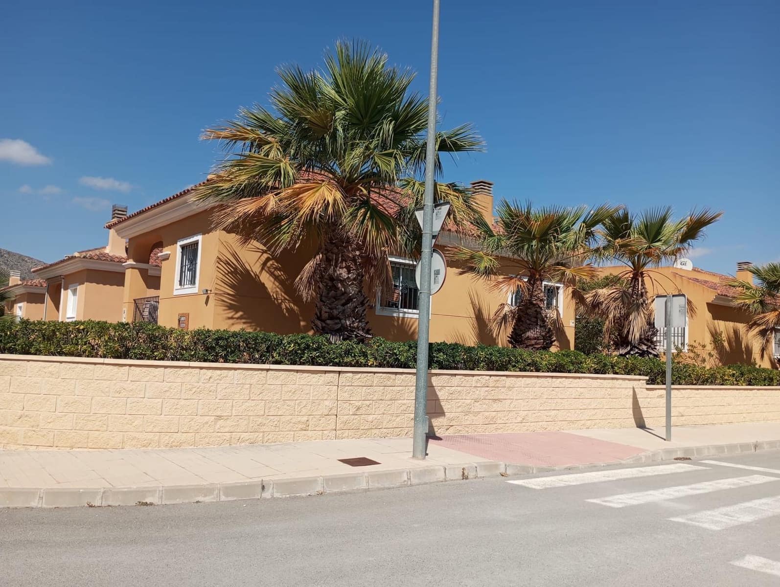 3 sypialnia Willa na sprzedaż w La Romana z basenem garażem - 219 000 € (Ref: 8777479)