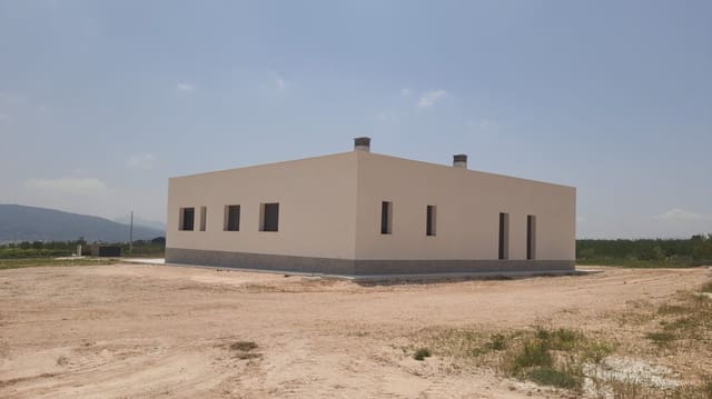 3 bedroom Villa for sale in Pinoso with pool garage - € 285,000 (Ref: 8969328)