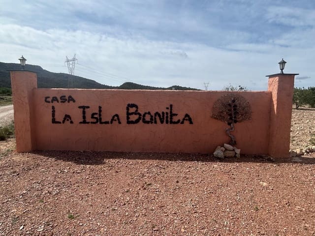 4 slaapkamer Finca/Landhuis te koop in Salinas met zwembad garage - € 495.000 (Ref: 8977550)