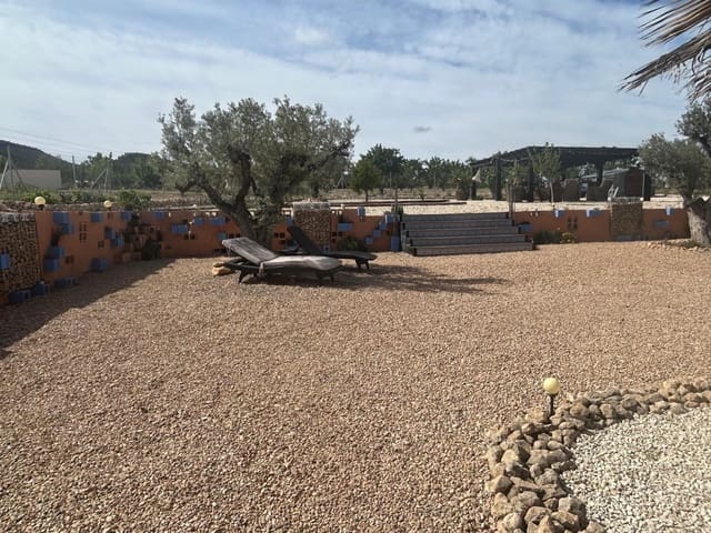 4 slaapkamer Finca/Landhuis te koop in Salinas met zwembad garage - € 495.000 (Ref: 8977550)